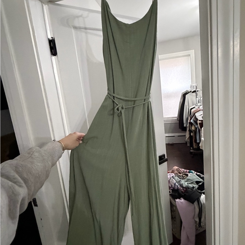 Elegant Green Jumpsuit